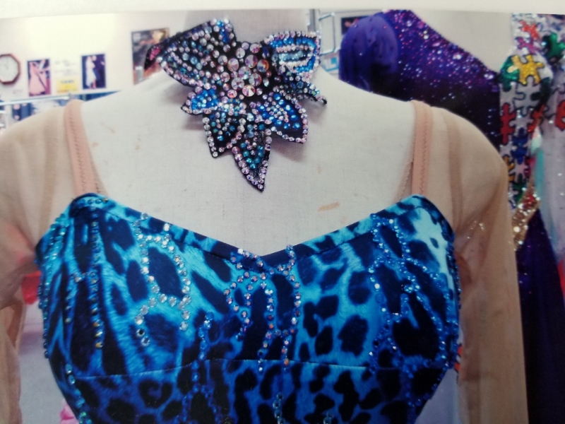 二の腕・脇腹・ネットインナー 楽ちんスタイルアップ 社交ダンス用インナー 伸縮抜群 股下クラッチ付き ドレスインナー背あきタイプ