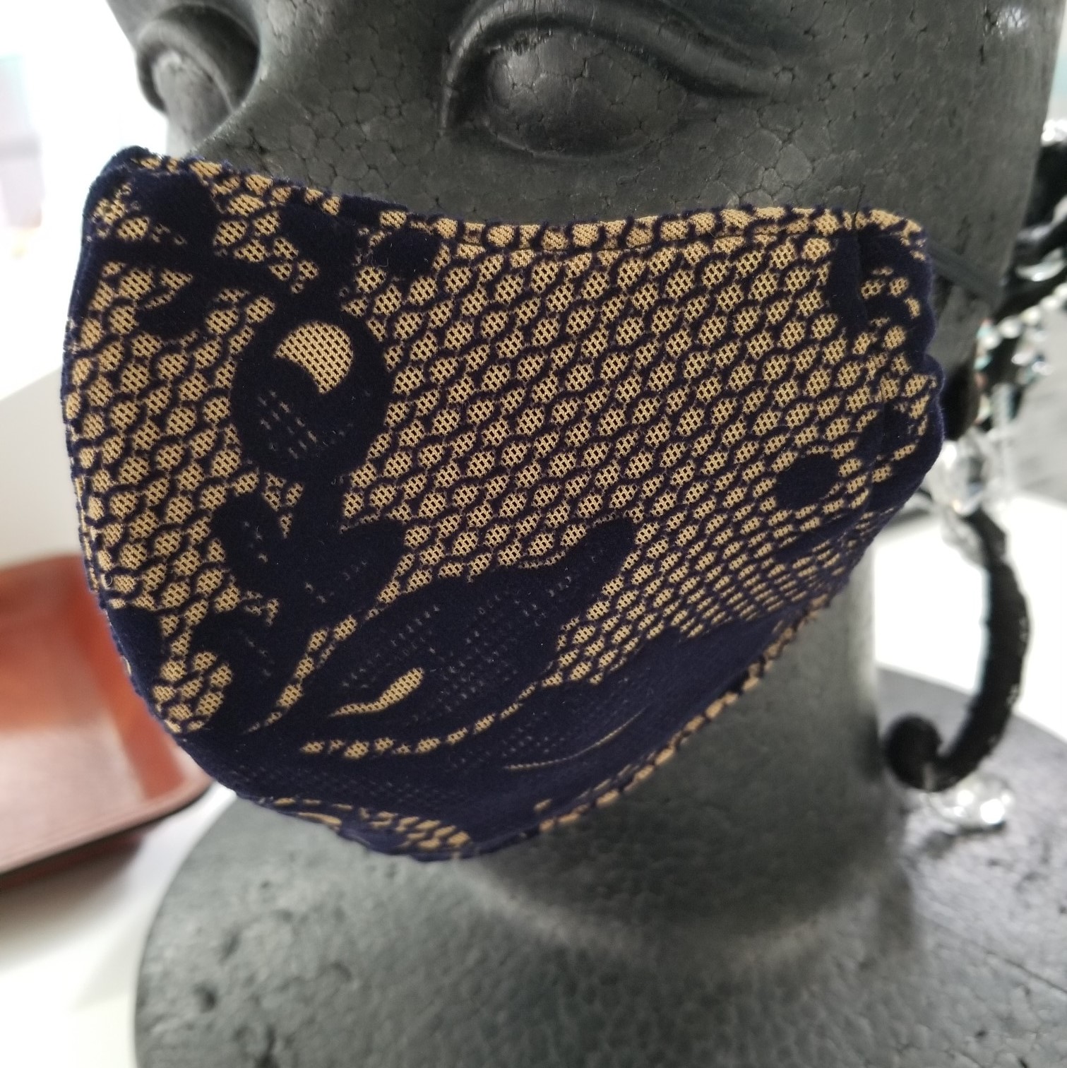 お友達におしゃれマスクをプレゼント