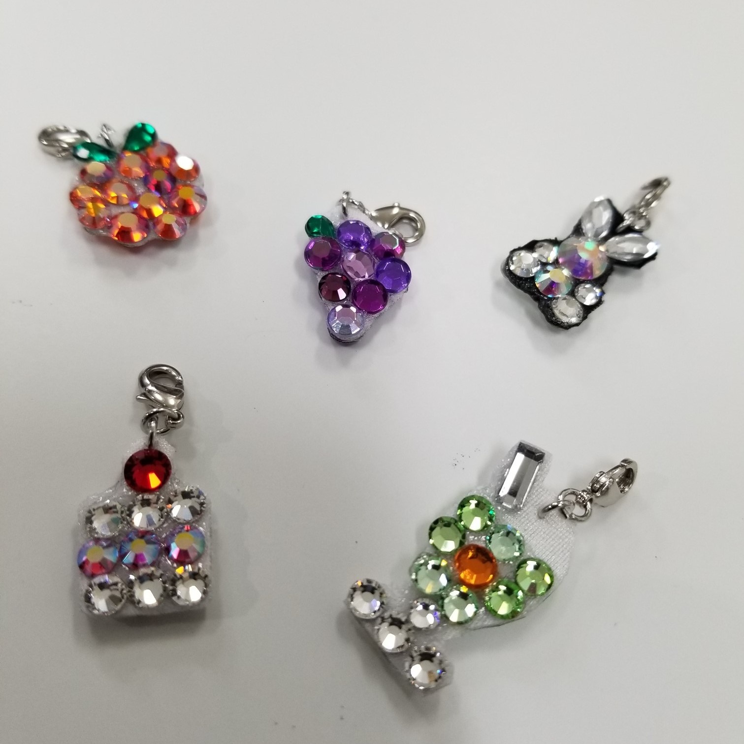 ラインストーンで作ったマスクアクセサリー