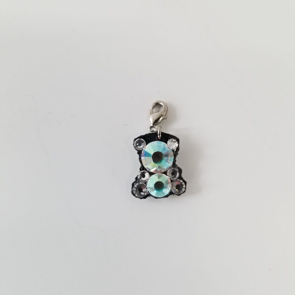 マスクチャーム マスクアクセサリー ラインストーン くまちゃん キラキラチャーム キラキラアクセサリー マスクにつけられる飾り ハンドメイドマスクチャーム 手作りチャーム ギフト用マスクアクセサリー