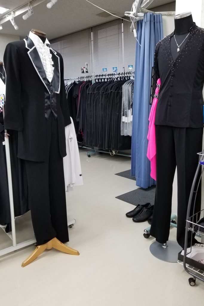 白樺ドレス　西日暮里　社交ダンス衣装　リーズナブル　ワンストップショッピング　通販　ダンスウェア　スタンダードドレス　ラテンドレス