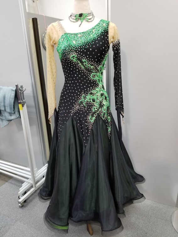 社交ダンス衣装のリフォーム