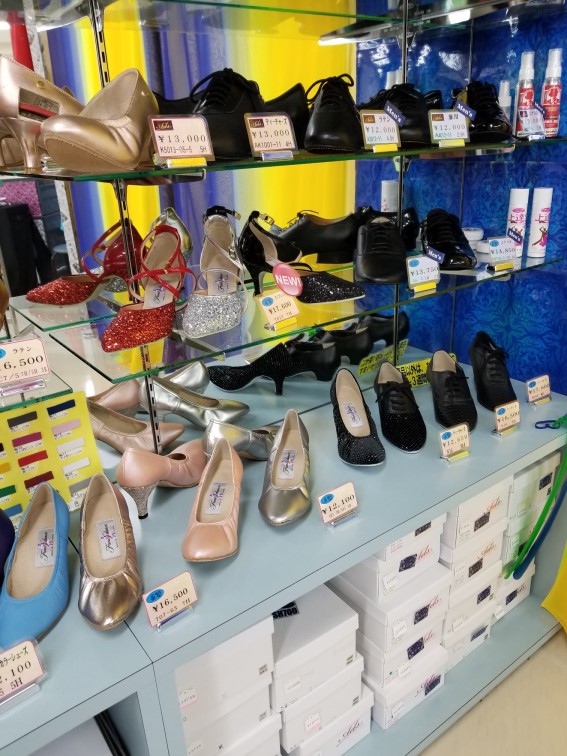 社交ダンスドレス　正装ドレス　スタンダードドレス　ラテンドレス　プラクティスウェア　ダンスウェア　ダンスシューズ　社交ダンス用品