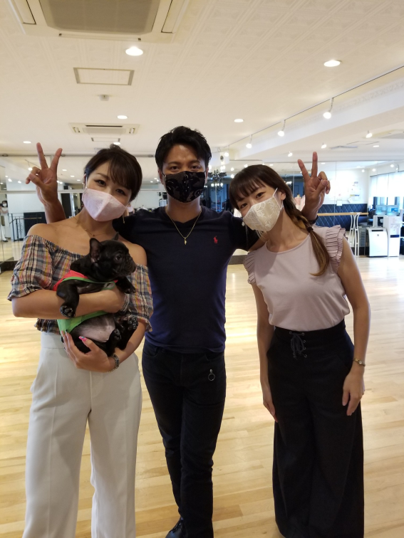 ダンスメーカーが作ってるマスク チャーム付おしゃれマスク 手作り ハンドメイド 高級マスク 内側不織布のマスク 小顔効果抜群のマスク レースマスク 呼吸のしやすいマスク クレープ生地マスク プレゼントに使えるマスク ギフト用マスク