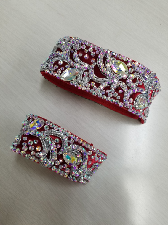 赤ラテンドレス ラテンドレス スタイルが良く見えるドレス 足が長く見えるドレス 白樺ドレスレンタル 社交ダンスドレスレンタル