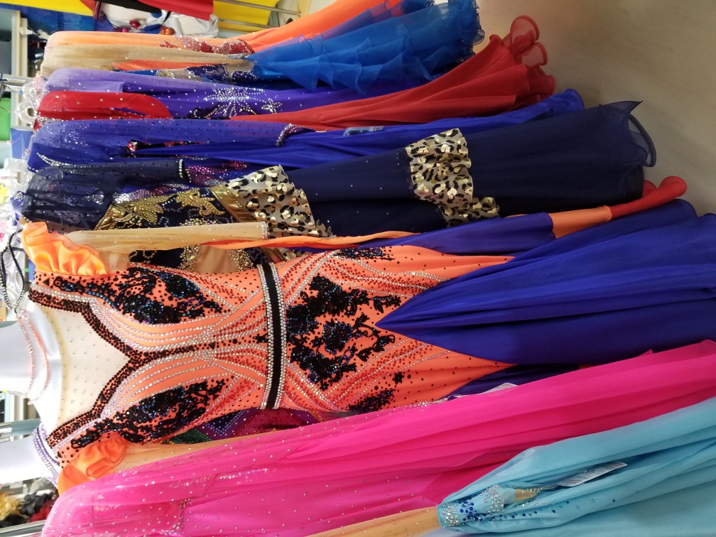 白樺ドレスセール クリアランスセール バーゲン 白樺ドレス売り出し
社交ダンスドレスセール ダンスシューズセール ダンスアクセサリーセール ダンスウェアセール