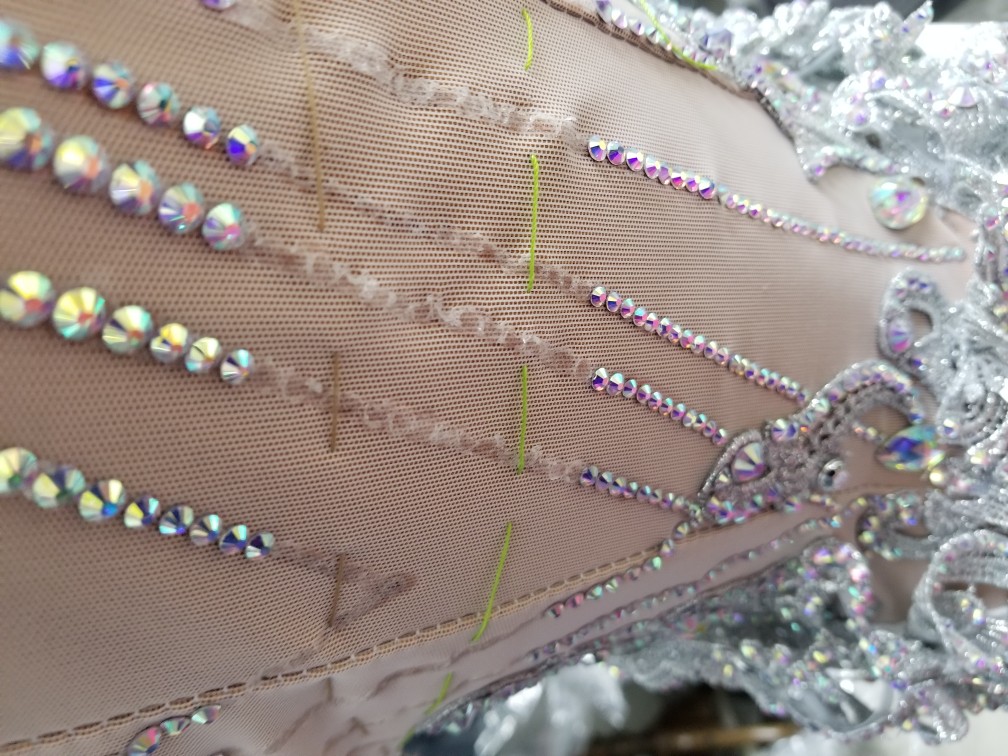 社交ダンスドレスクリーニング ドレスクリーニング ウェディングドレスクリーニング ダンスドレスクリーニング 社交ダンスドレスリペア 社交ダンスドレスリメイク