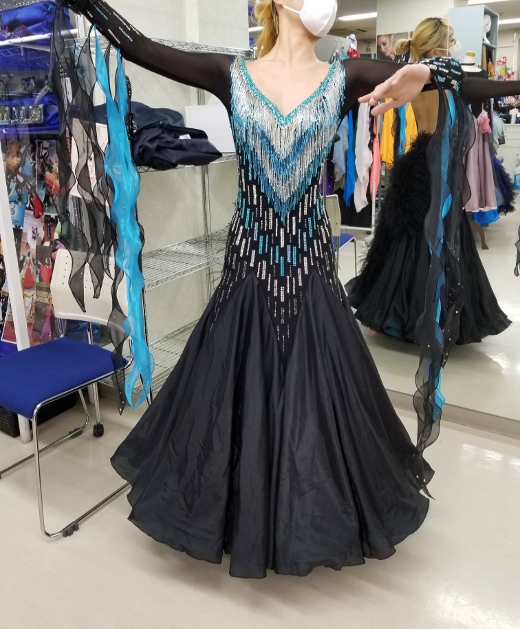 白樺ドレスリフォーム 社交ダンスドレスお直し ドレスリメイク ダンスドレスリフォーム 評判の良いドレスお直し屋さん
