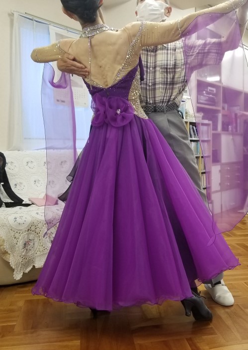 白樺ドレスリフォーム 社交ダンスドレスお直し ドレスリメイク ダンスドレスリフォーム 評判の良いドレスお直し屋さん