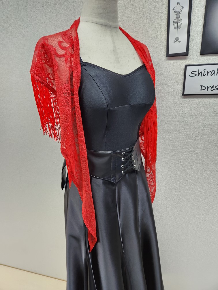 ダンスドレスインナー スポーツ仕様ドレスインナー ほどよい体型補正できるドレスインナー 衣装の一部として着用できるドレスインナー
ベージュドレスインナー ブラックドレスインナー