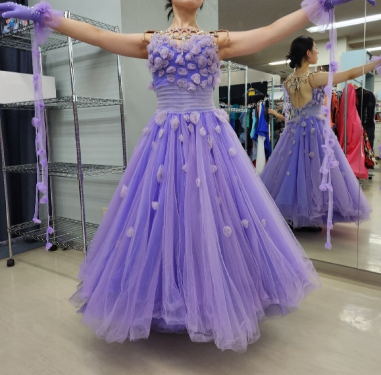 社交ダンスドレスリメイク 社交ダンスドレスリフォーム 社交ダンスドレスお直し 白樺ドレスのリフォーム