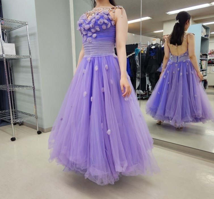 社交ダンスドレスリメイク 社交ダンスドレスリフォーム 社交ダンスドレスお直し 白樺ドレスのリフォーム