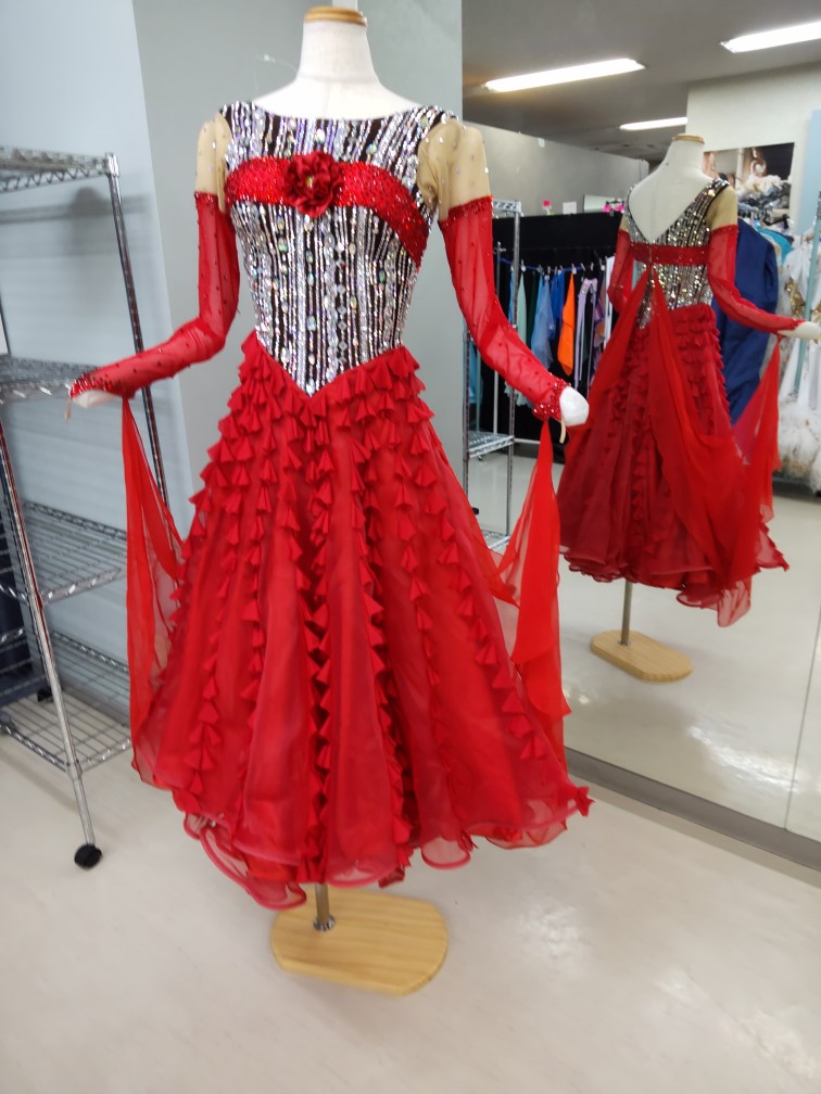社交ダンスドレスお直し 社交ダンスドレスリフォーム ダンスドレスリメイク ドレスリメイク ドレス専門店のお直し