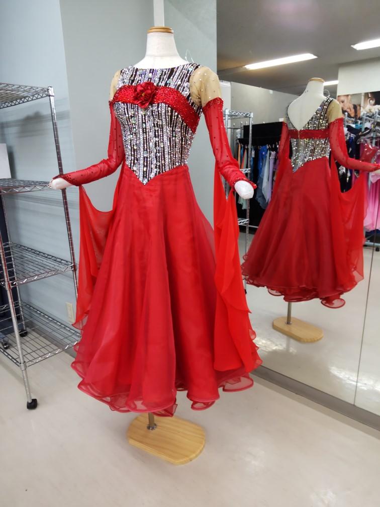 社交ダンスドレスお直し 社交ダンスドレスリフォーム ダンスドレスリメイク ドレスリメイク ドレス専門店のお直し