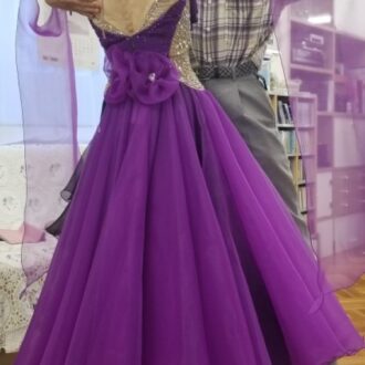 社交ダンスドレスをリフォームするにはどこにお願いしたらいい？