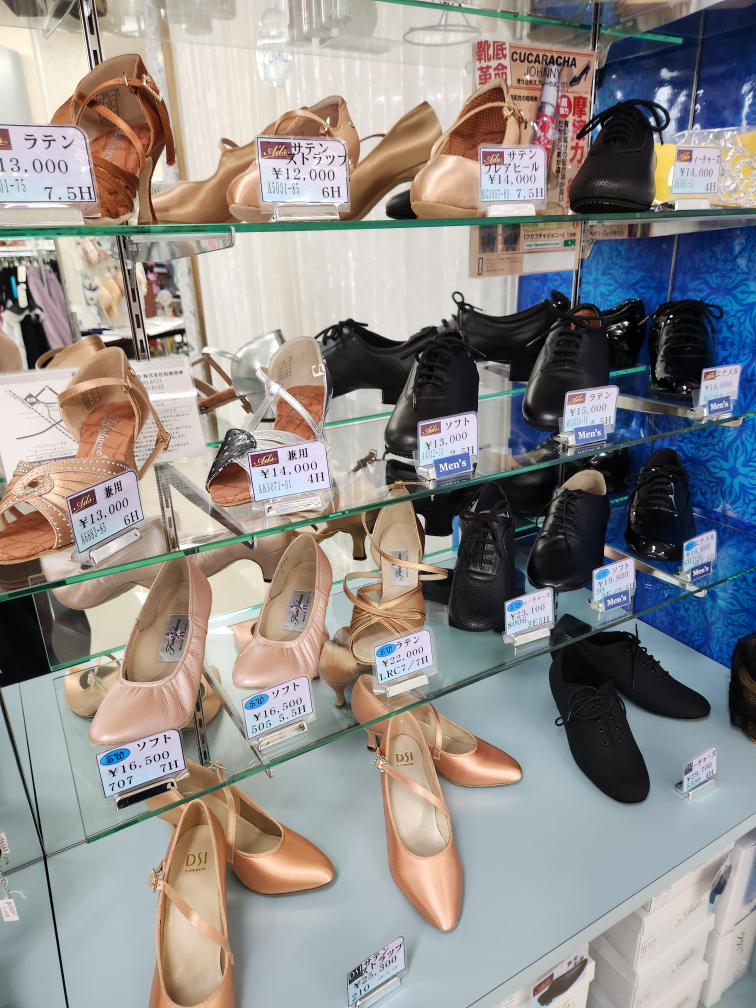 白樺ドレスセール 西日暮里ダンス用品 白樺セール 2024年夏セール 社交ダンスドレス 社交ダンス用品