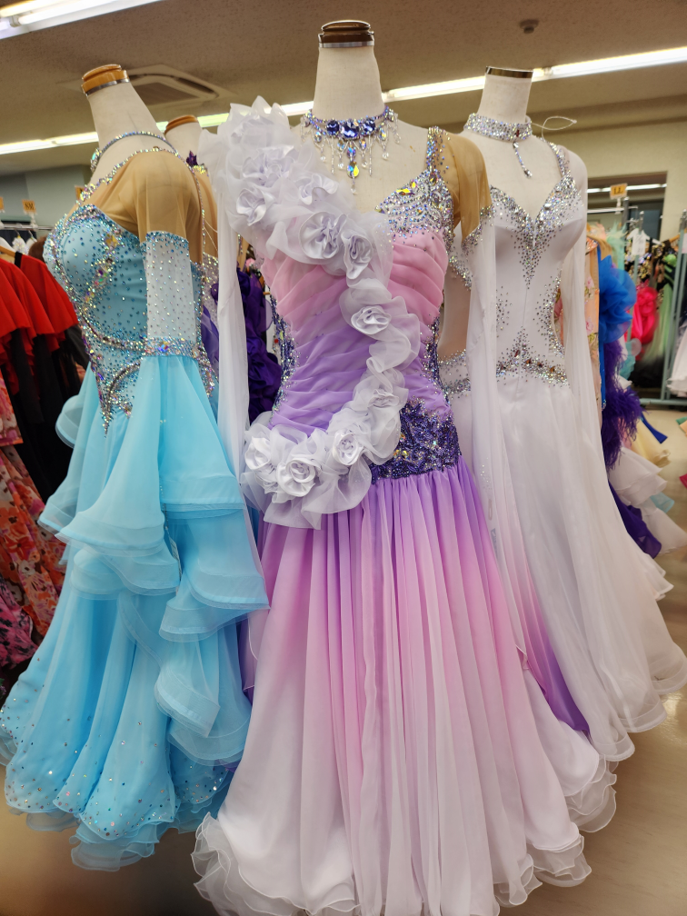 白樺ドレスセール 西日暮里ダンス用品 白樺セール 2024年夏セール 社交ダンスドレス 社交ダンス用品