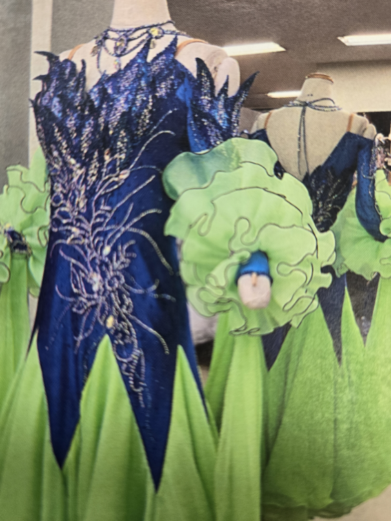 モダンドレス袖 社交ダンスドレス袖リメイク 社交ダンスドレスフロートリメイク 社交ダンスドレスフロート直し ドレスリフォーム ドレスリメイク