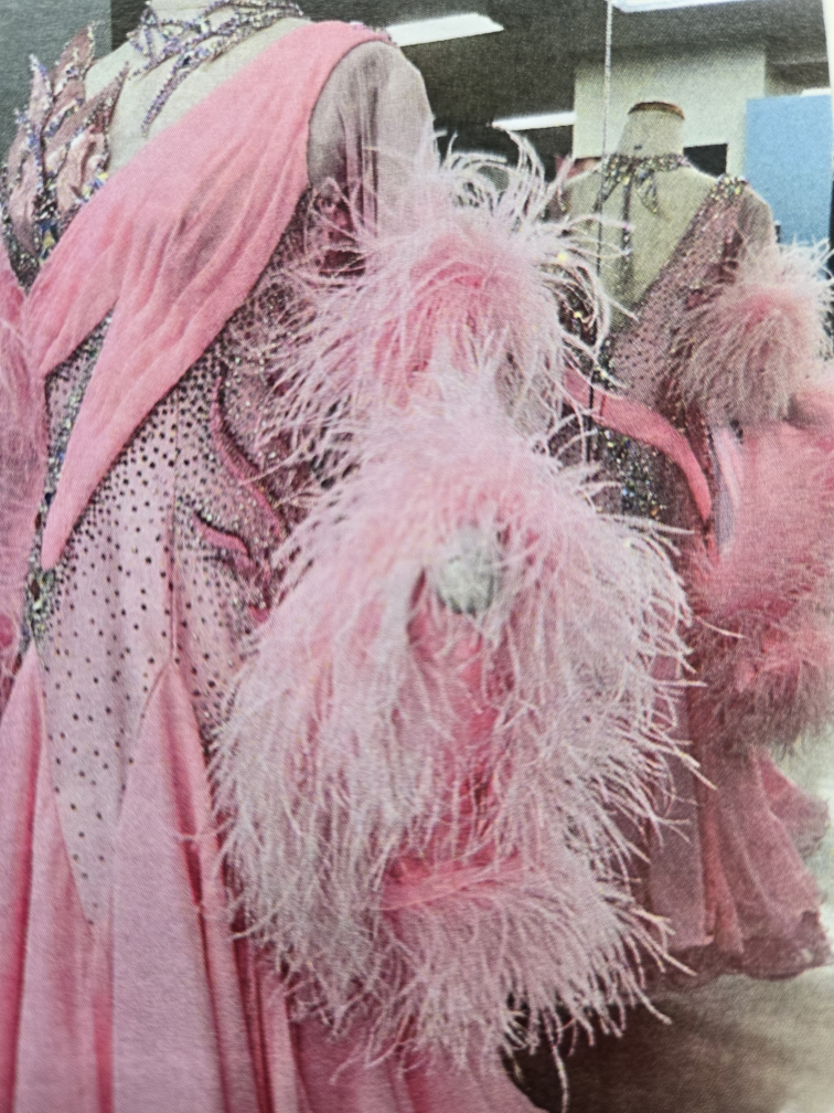 モダンドレス袖 社交ダンスドレス袖リメイク 社交ダンスドレスフロートリメイク 社交ダンスドレスフロート直し ドレスリフォーム ドレスリメイク