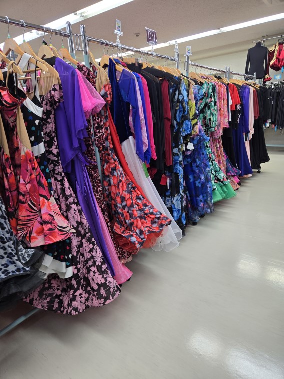 社交ダンスワンピース ダンスワンピース 白樺ドレスフェア レッスンウェア ダンスシューズ ダンスウェア 東京西日暮里 社交ダンスドレス