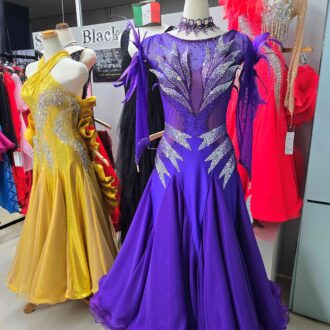 2025年白樺ドレス新春セール開催