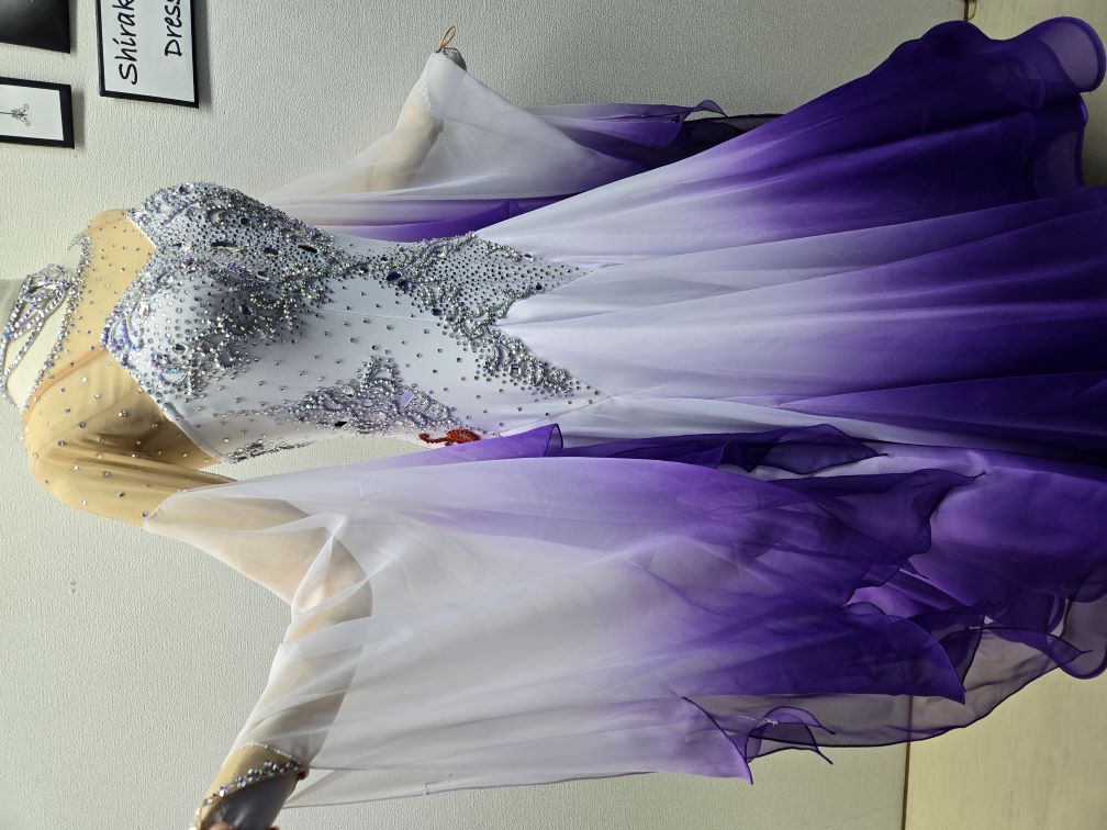 社交ダンスドレス 社交ダンス衣装 スタンダードドレス 白樺ドレス メイドイン東京 委託販売 社交ダンスドレスクリーニング 社交ダンスドレスオーダー