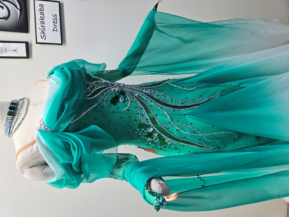 社交ダンスドレス 社交ダンス衣装 スタンダードドレス 白樺ドレス メイドイン東京 委託販売 社交ダンスドレスクリーニング 社交ダンスドレスオーダー