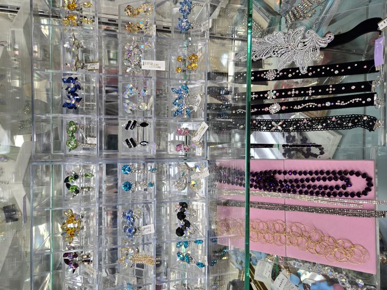 白樺ドレス 社交ダンスドレス 社交ダンス衣装 舞台衣装 白樺ドレスセール 社交ダンス用品 社交ダンスドレスメーカー 東京西日暮里 アクセサリー ダンスアクセサリー