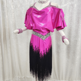 ラテンドレスをインターネットで探す