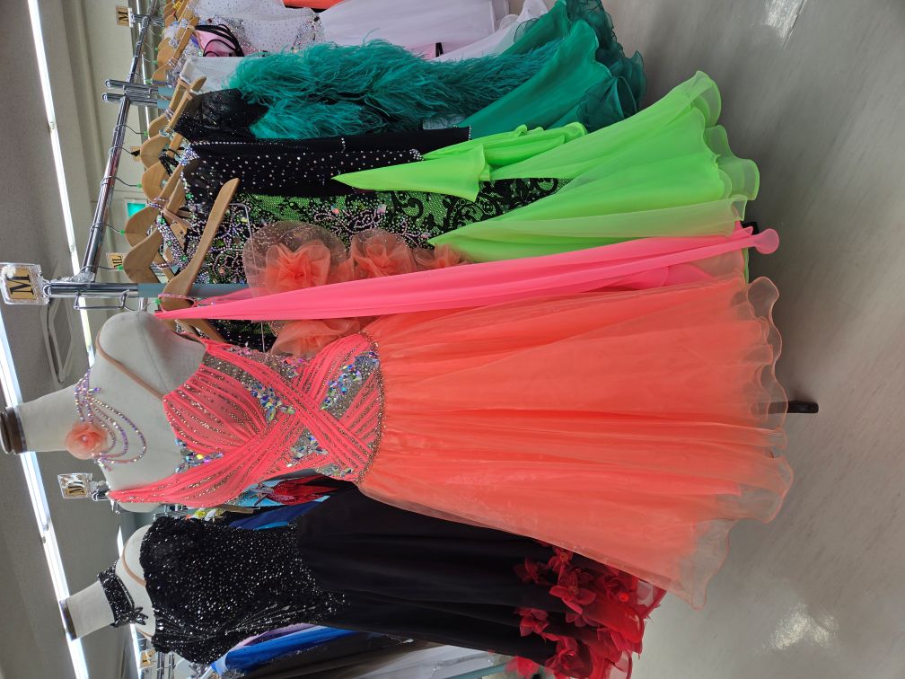 白樺ドレス　ゴールデンウィークフェア　白樺ドレスセール　西日暮里　社交ダンスドレス　社交ダンスウェア　白樺ドレスオリジナル