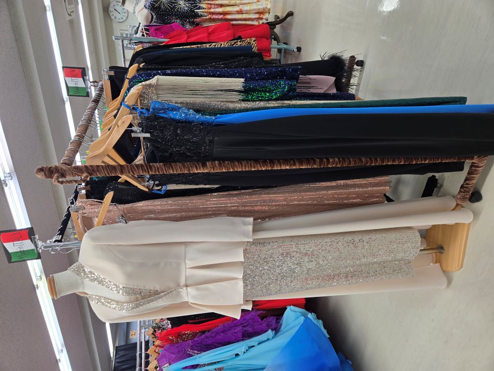 白樺ドレス　ゴールデンウィークフェア　白樺ドレスセール　西日暮里　社交ダンスドレス　社交ダンスウェア　白樺ドレスオリジナル