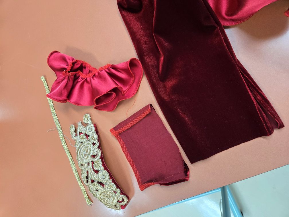 ダンスドレスリメイク ダンスドレスお直し 社交ダンスドレスクリーニング ダンスドレス露出隠し ダンスドレススカートカット ダンスドレス袖丈カット 社交ダンスドレス石取れリペア 社交ダンスドレス破れ