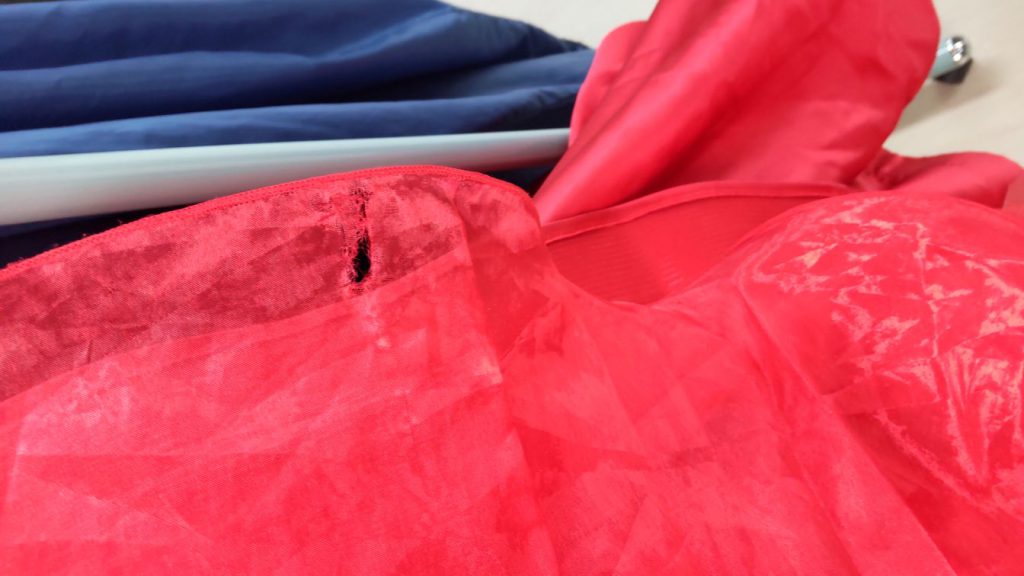 ダンスドレスリメイク ダンスドレスお直し 社交ダンスドレスクリーニング ダンスドレス露出隠し ダンスドレススカートカット ダンスドレス袖丈カット 社交ダンスドレス石取れリペア 社交ダンスドレス破れ