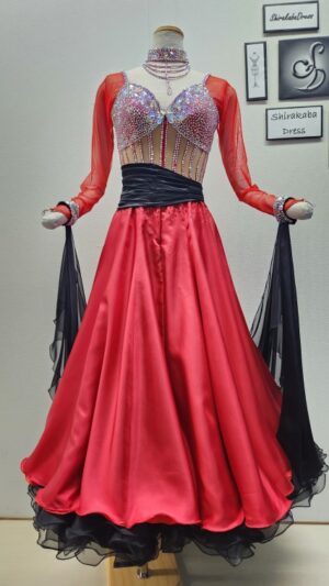 【試着・レンタル・購入】社交ダンス・タンゴに最適な赤黒のスタンダードドレス