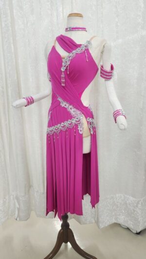 【試着・レンタル・購入】ハワイアンピンクのSサイズラテンドレス