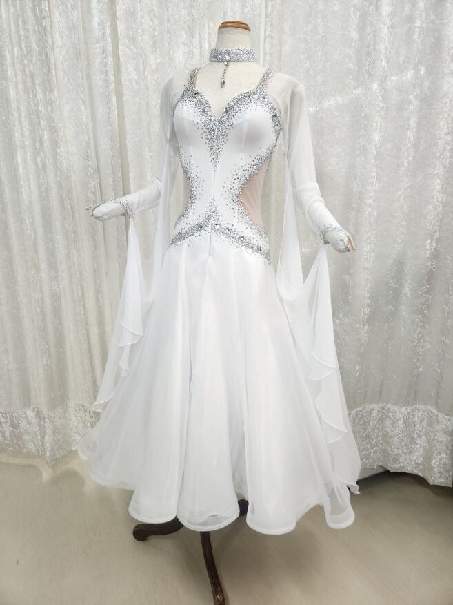 【試着・レンタル・購入】着脱が楽な白のスタンダードドレス