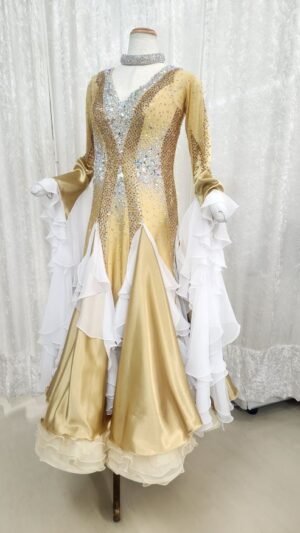 【試着・レンタル・購入】ゴールドの細く見えるLサイズスタンダードドレス