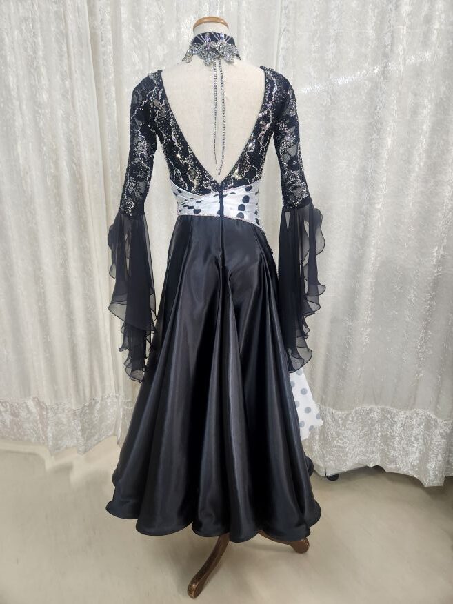 【試着・レンタル・購入】黒のSサイズパソドレス - 画像 (3)