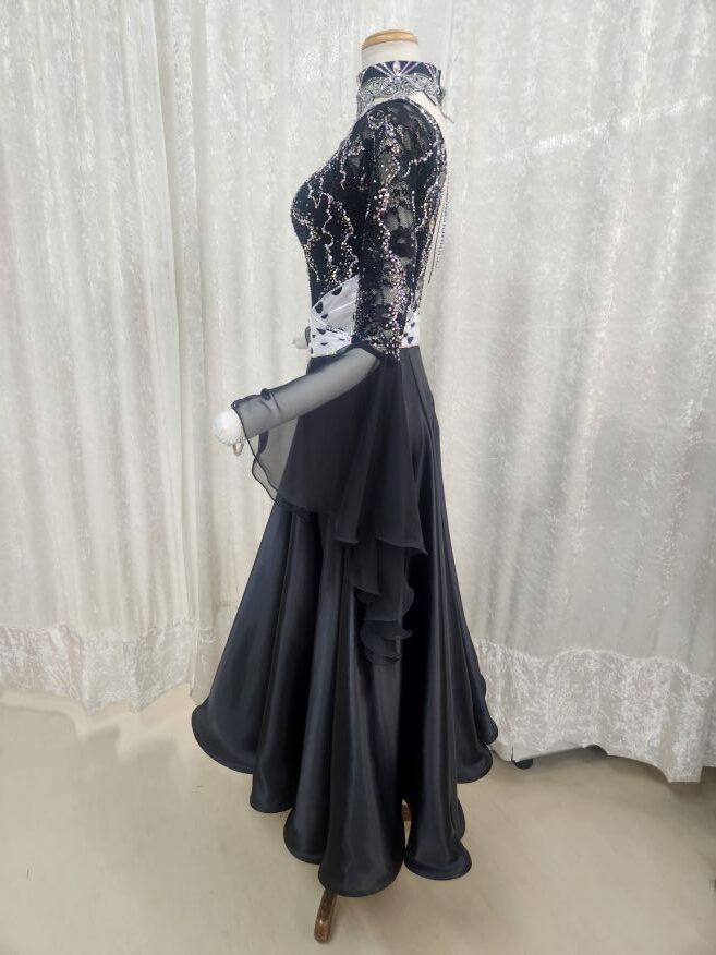 【試着・レンタル・購入】黒のSサイズパソドレス - 画像 (4)