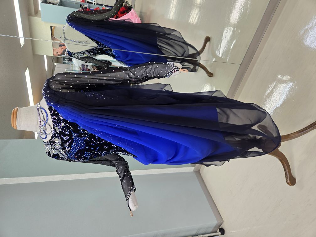 ラテンドレス　ドレープ付きラテンドレス　社交ダンスドレス