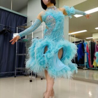 【試着OK】ラテンドレスで体型カバー！足・腕・お腹が気になる方必見の選び方ガイド