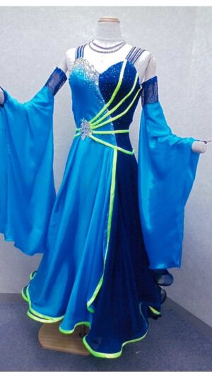 【試着・レンタル・購入】競技向きターコイズブルースタンダードドレス